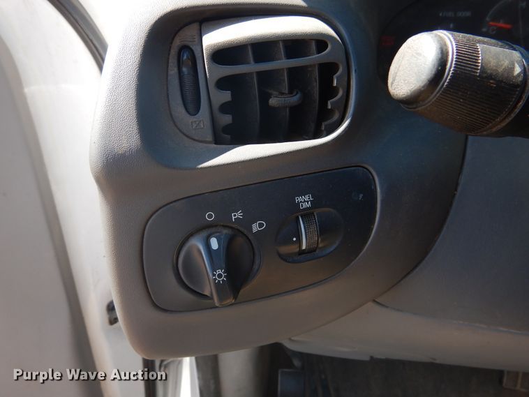 image for item HO9865 1998 Ford F150  pickup truck