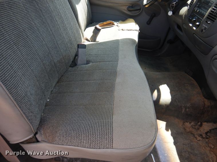 image for item HO9865 1998 Ford F150  pickup truck