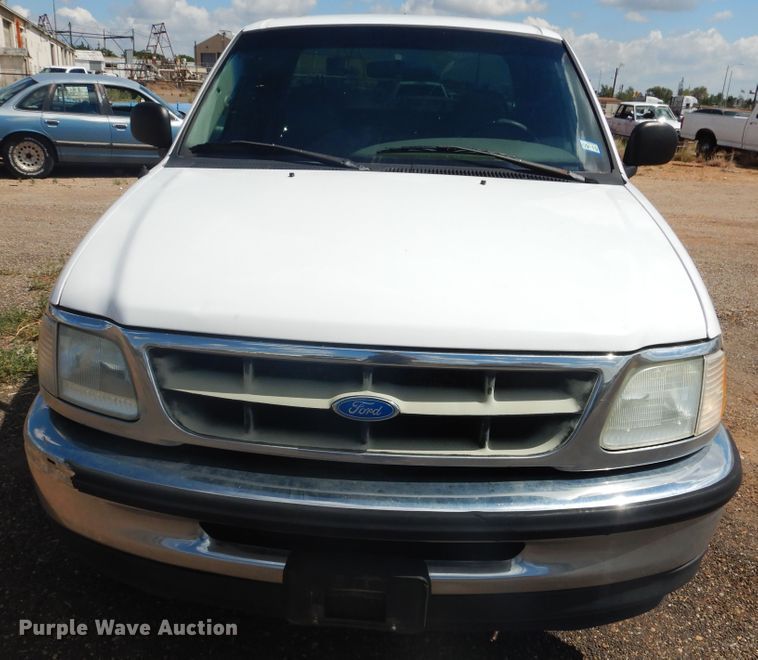 image for item HO9866 1997 Ford F250  SuperCab pickup truck