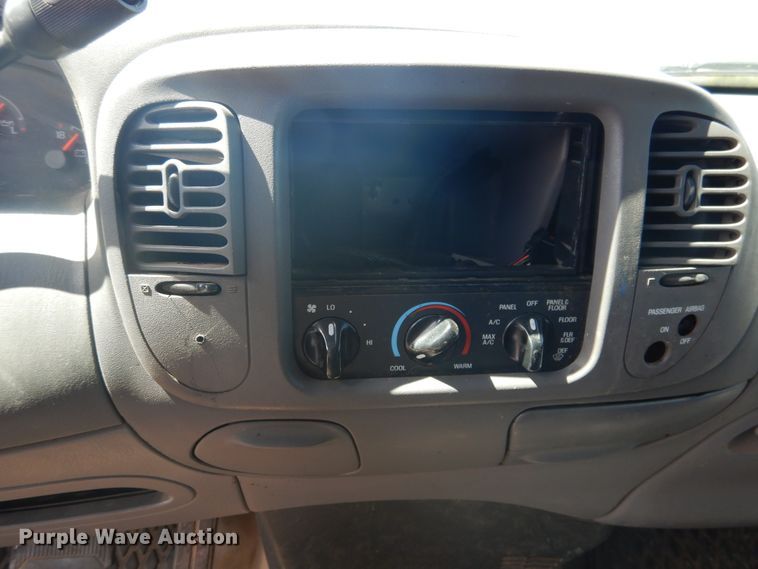 image for item HO9866 1997 Ford F250  SuperCab pickup truck