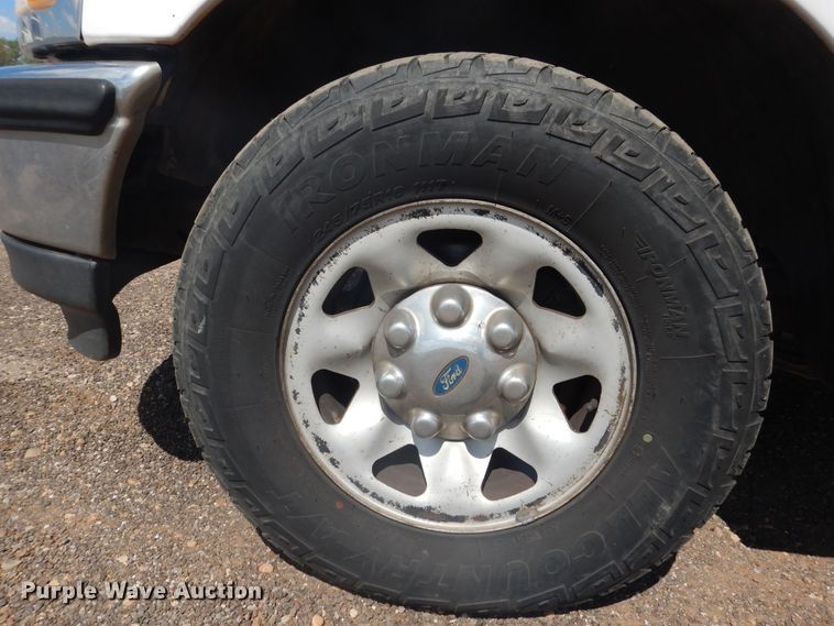 image for item HO9866 1997 Ford F250  SuperCab pickup truck