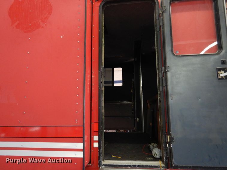 image for item HO9869 1988 Ford Cargo 7000  command center rescue truck