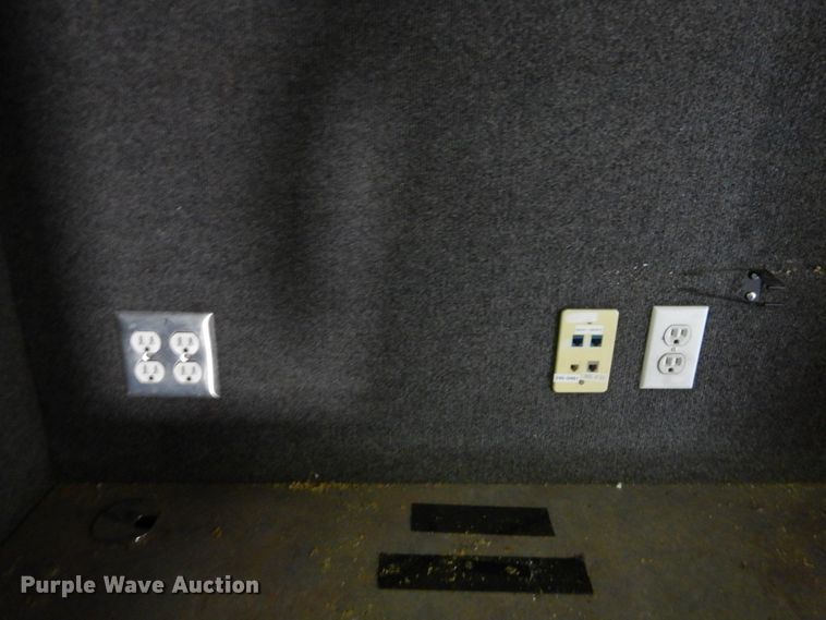 image for item HO9869 1988 Ford Cargo 7000  command center rescue truck