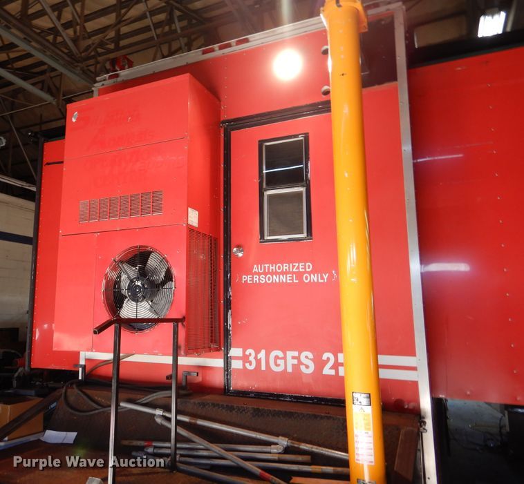 image for item HO9869 1988 Ford Cargo 7000  command center rescue truck