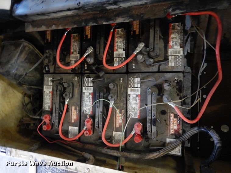 image for item HO9871 2000 Ez-go 02M94 golf cart