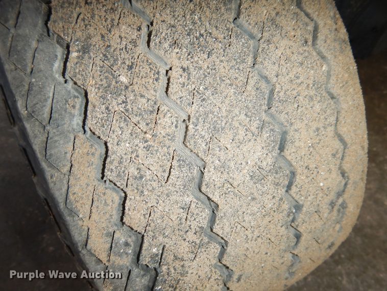 image for item HO9871 2000 Ez-go 02M94 golf cart