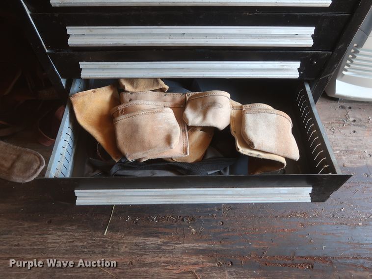 image for item HT9507 Toolbox with tools