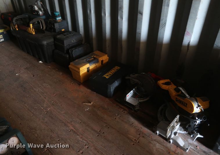 image for item HT9516 (20) electric saws and sanders