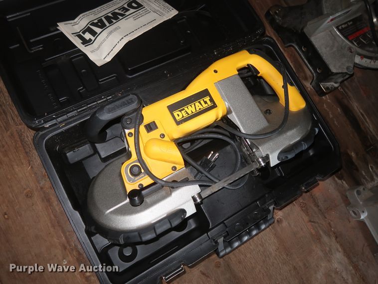 image for item HT9516 (20) electric saws and sanders
