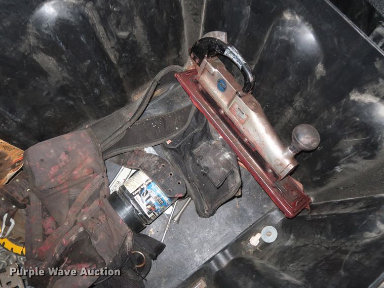 image for item HT9516 (20) electric saws and sanders