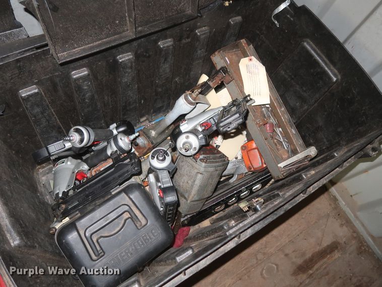 image for item HT9517 Electric drills, nail guns, grinders, and bits