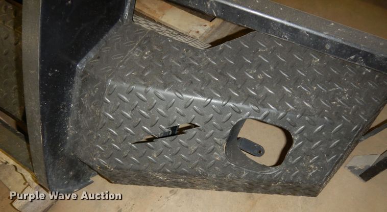 image for item HV9464 Thunderstruck grill guard