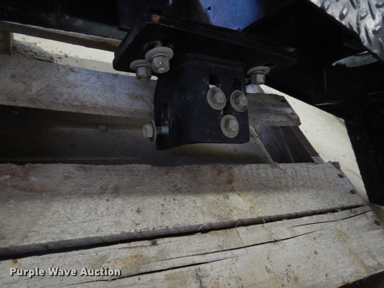 image for item HV9464 Thunderstruck grill guard