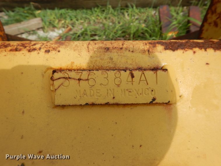 image for item HY9510 (3) John Deere backhoe buckets