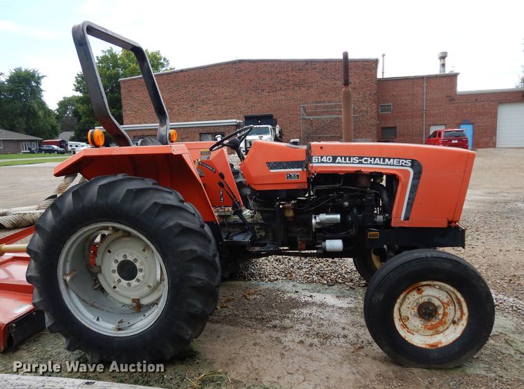 image for item HY9518 1982 Allis Chalmers 6140  tractor