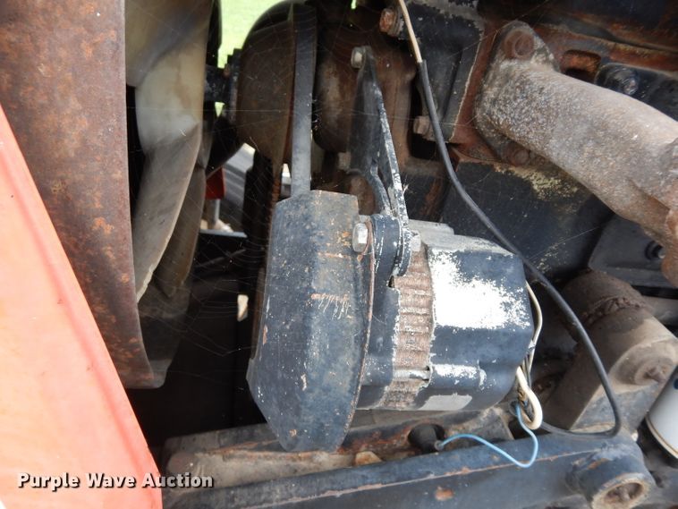 image for item HY9518 1982 Allis Chalmers 6140  tractor