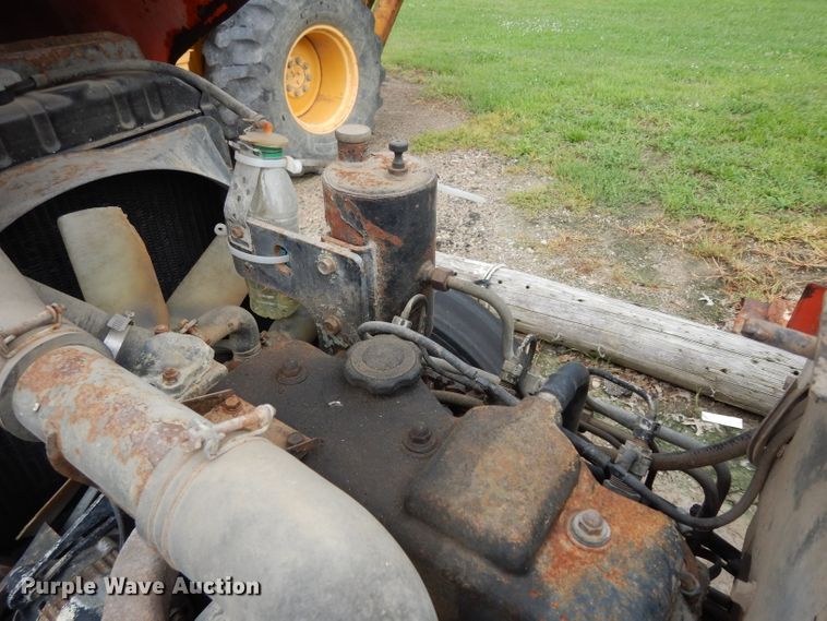 image for item HY9518 1982 Allis Chalmers 6140  tractor