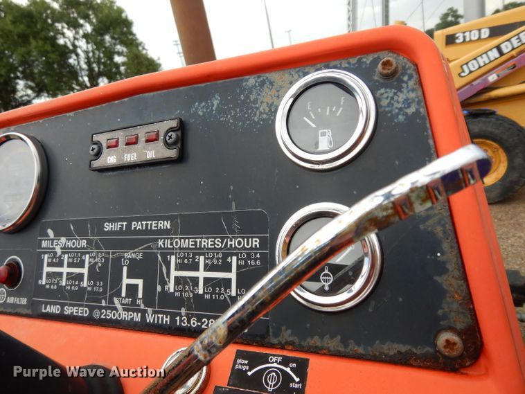 image for item HY9518 1982 Allis Chalmers 6140  tractor