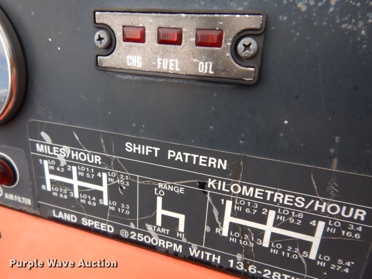 image for item HY9518 1982 Allis Chalmers 6140  tractor