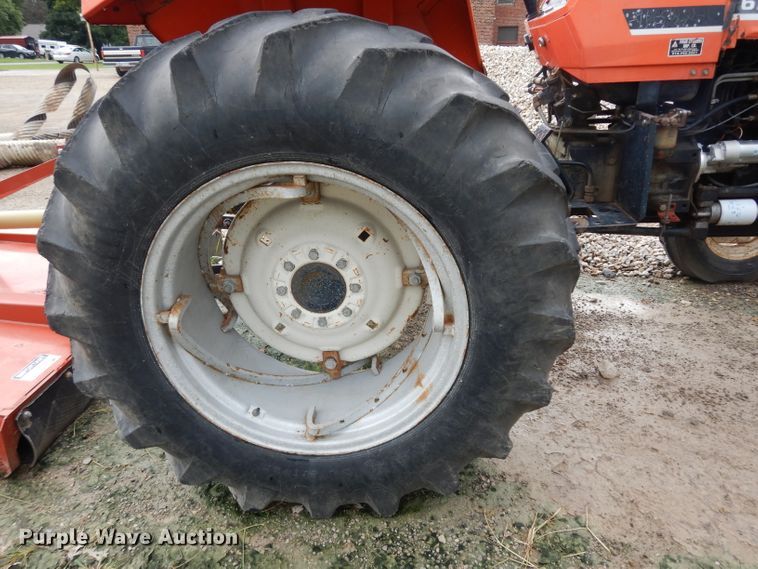 image for item HY9518 1982 Allis Chalmers 6140  tractor