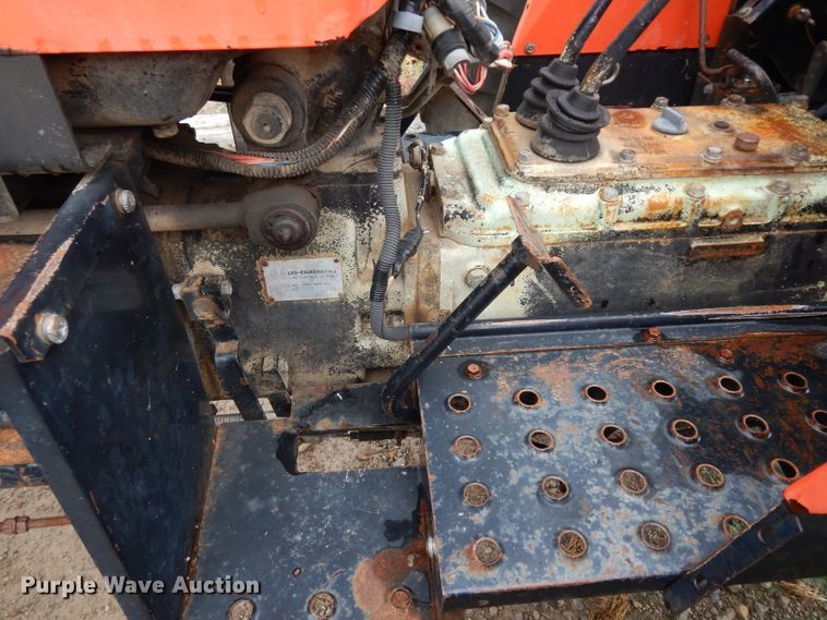 image for item HY9518 1982 Allis Chalmers 6140  tractor