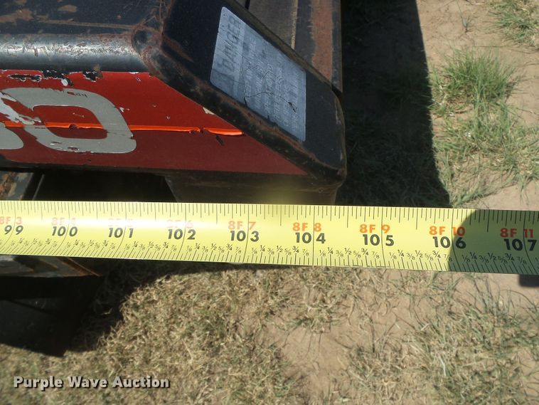 image for item DD0387 DewEze 660 hydraulic bale bed