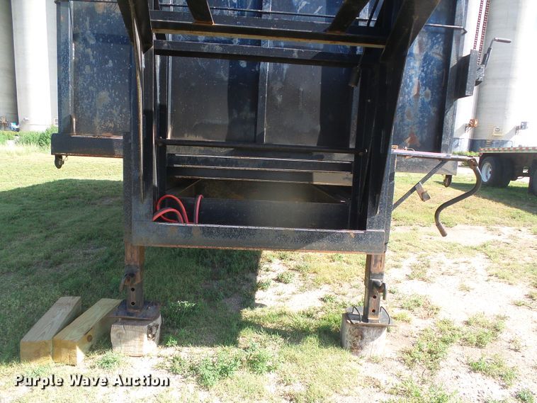 image for item DD0397 2006 Parker Trailer dump trailer