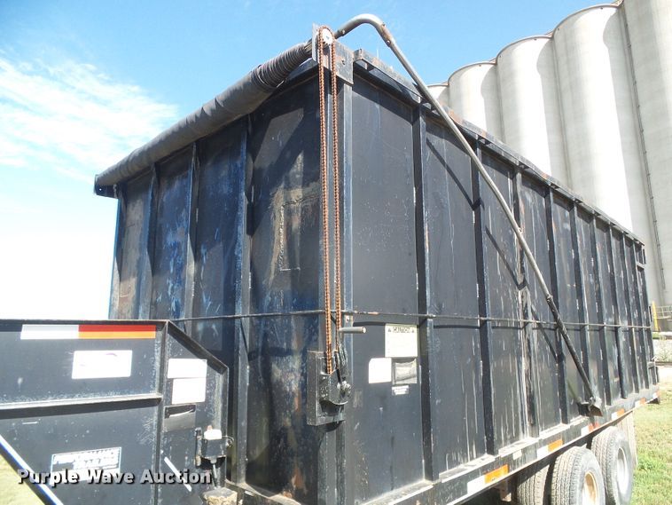 image for item DD0397 2006 Parker Trailer dump trailer