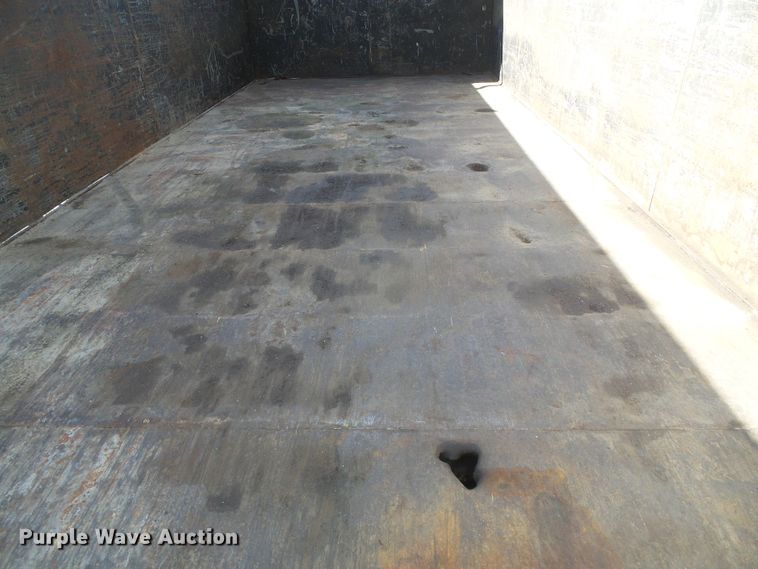 image for item DD0397 2006 Parker Trailer dump trailer