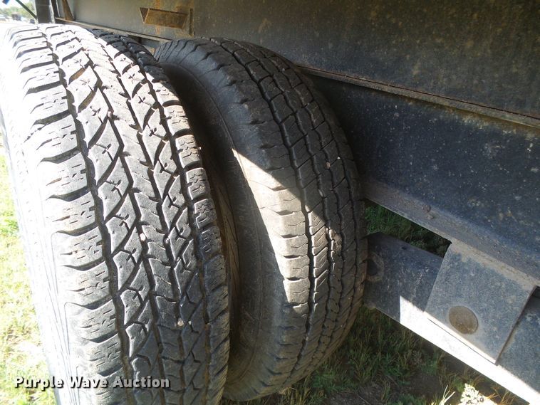 image for item DD0397 2006 Parker Trailer dump trailer