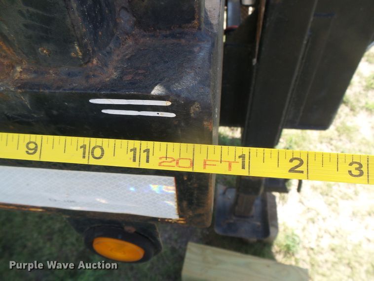 image for item DD0397 2006 Parker Trailer dump trailer