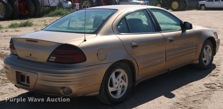 image for item DD5399 1999 Pontiac Grand AM SE