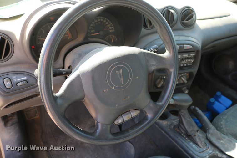image for item DD5399 1999 Pontiac Grand AM SE