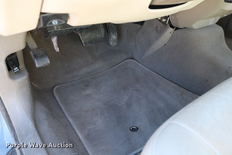 image for item DD5400 2005 Lincoln Town Car