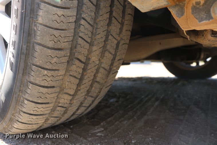 image for item DD5400 2005 Lincoln Town Car