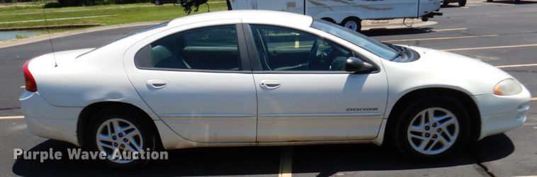 image for item DE2454 2000 Dodge Intrepid
