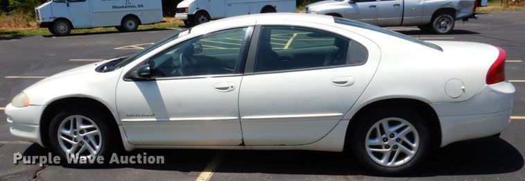 image for item DE2454 2000 Dodge Intrepid