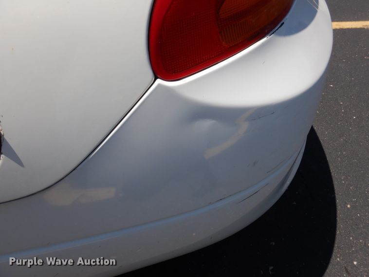 image for item DE2454 2000 Dodge Intrepid
