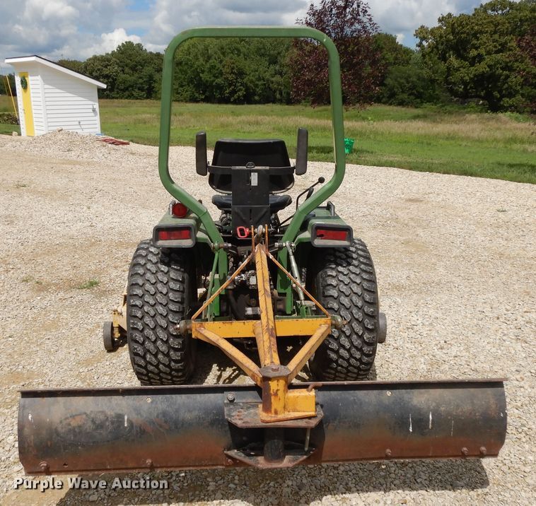 image for item DF5237 John Deere 855  tractor