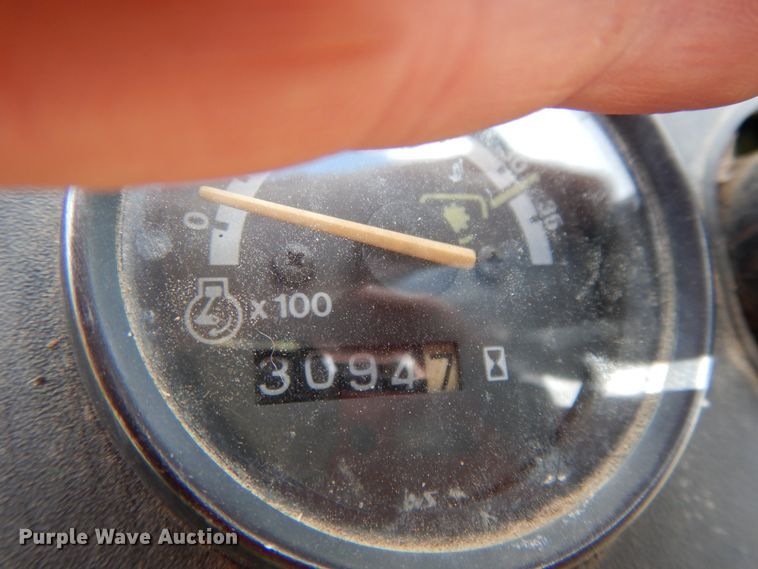 image for item DF5237 John Deere 855  tractor