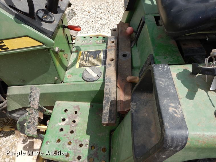 image for item DF5237 John Deere 855  tractor