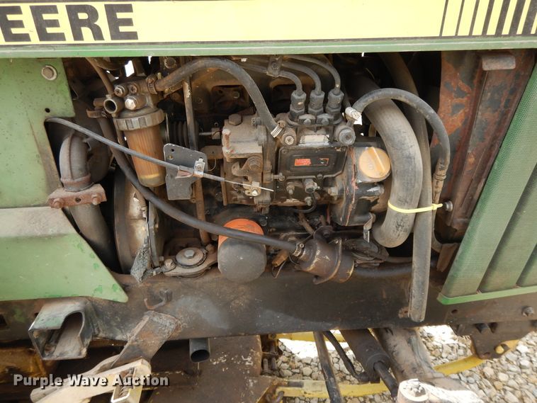 image for item DF5237 John Deere 855  tractor