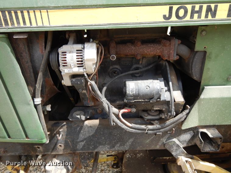 image for item DF5237 John Deere 855  tractor