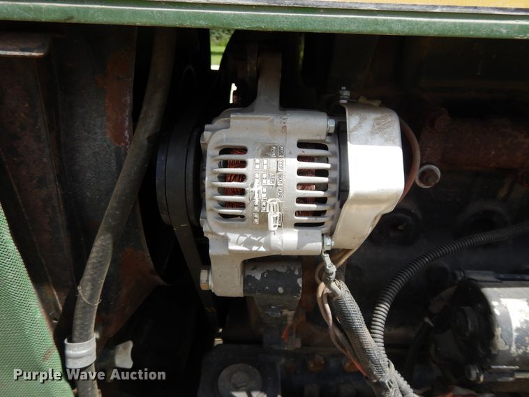 image for item DF5237 John Deere 855  tractor