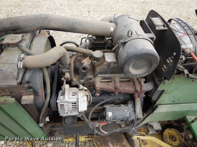 image for item DF5237 John Deere 855  tractor