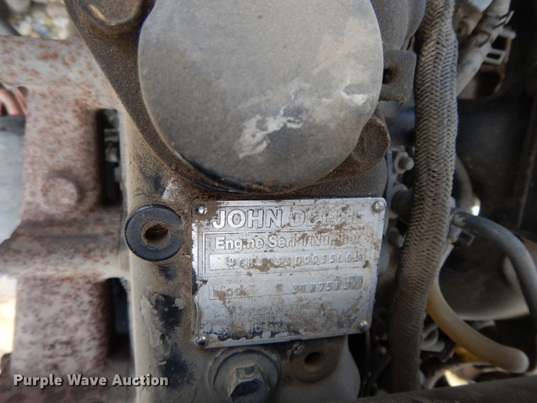 image for item DF5237 John Deere 855  tractor