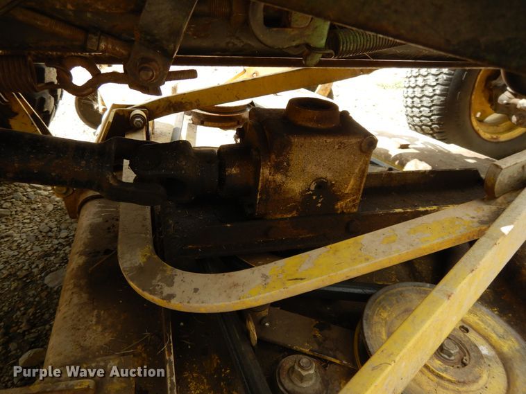 image for item DF5237 John Deere 855  tractor