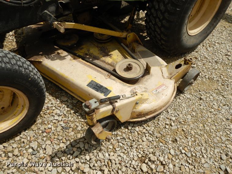 image for item DF5237 John Deere 855  tractor