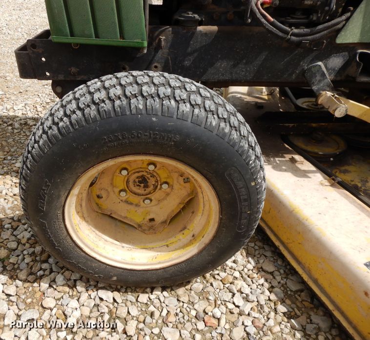 image for item DF5237 John Deere 855  tractor