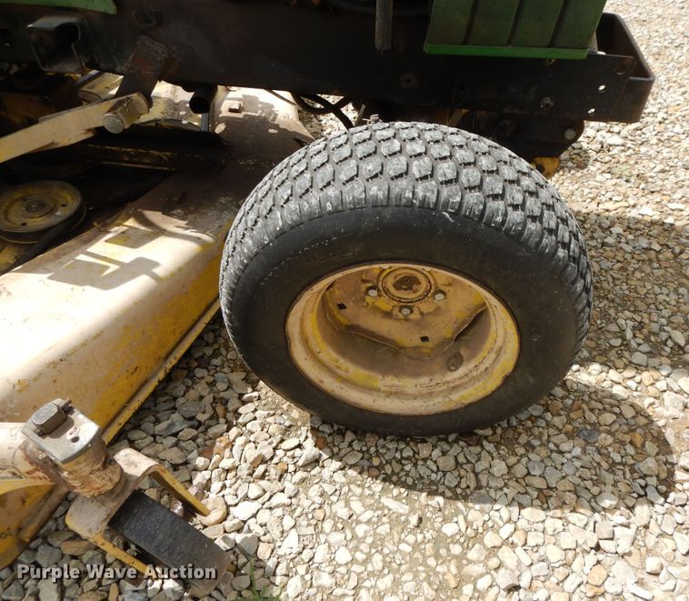 image for item DF5237 John Deere 855  tractor